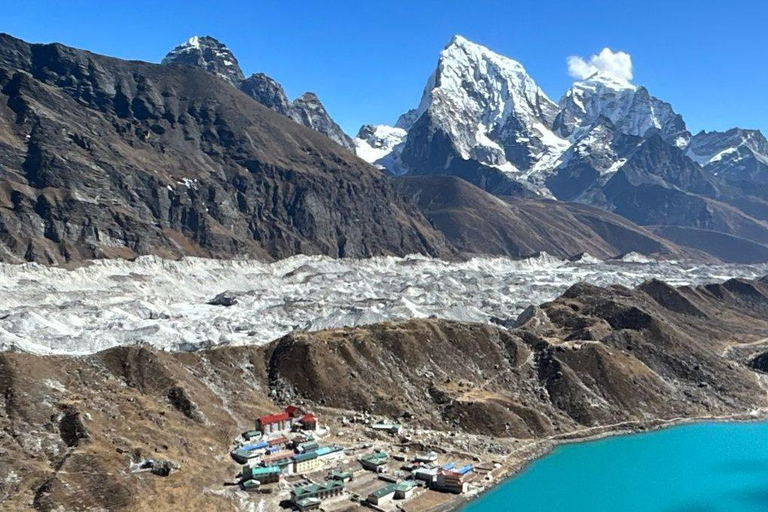 Kathmandu: Trekking di 15 giorni sull'Everest Gokyo Renjo La Pass
