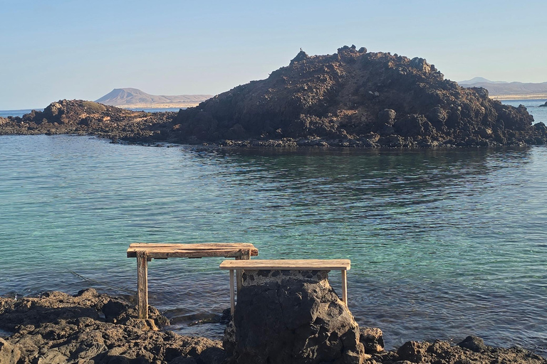 Corralejo: Lobos Speedboat, Snorkeling & Free Time