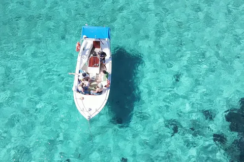 From Porto Rotondo: boat tour to Porto Cervo & Golfo Aranci