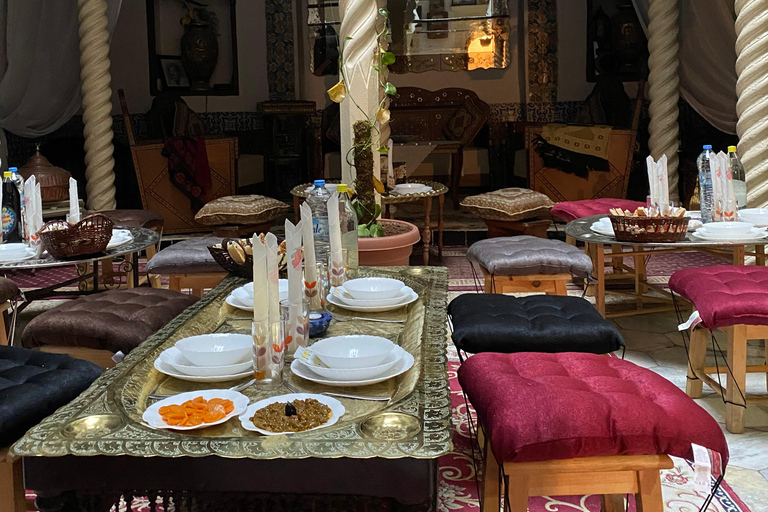 Algiers: Casbah Guided Tour & Lunch