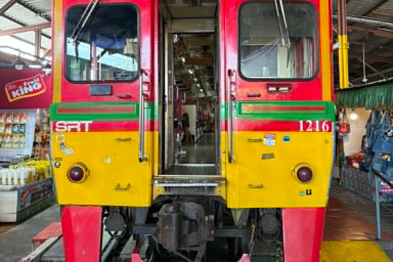 From Bangkok: Floating Market & Railway Market Day Trip