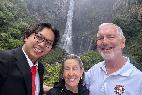 Von Tokio aus: Nikko Tagestour mit Toshogu-Schrein und Wasserfall