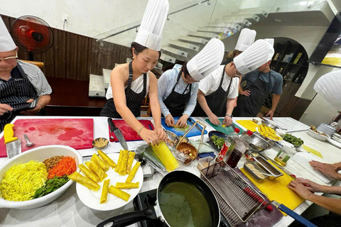 Private cooking class tour with Pro Chef