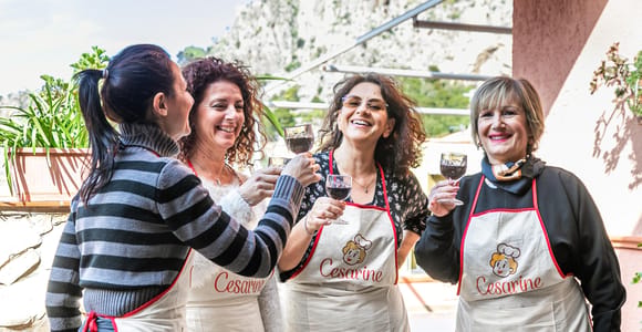 Scenic Garden Walk & Wine Tasting on the Amalfi Coast