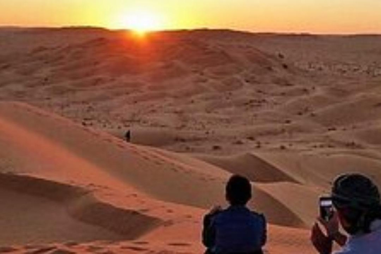 Salalah Desert: Ubar, Camel Ride & Sunset