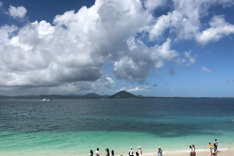 Osten der Insel Jeju Bustour ab Seogwipo, Insel JejuBustour durch den Osten der Insel Jeju / inkl. Übernachtung und Frühstück