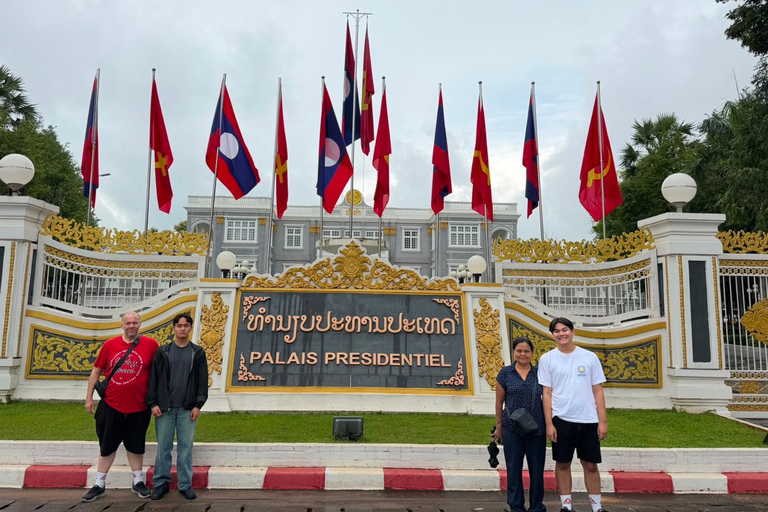 Vientiane: Private Guided City Walking Tour