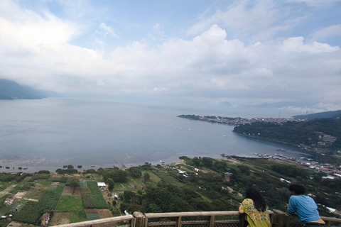 Desde Ciudad de Guatemala: Navegacion en Lago Atitlán y Visita a Iximché