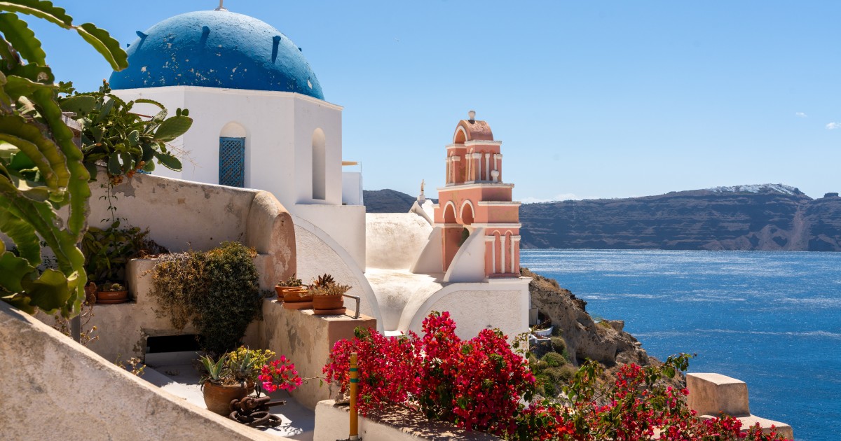 santorini volcanic islands cruise with hot springs visit