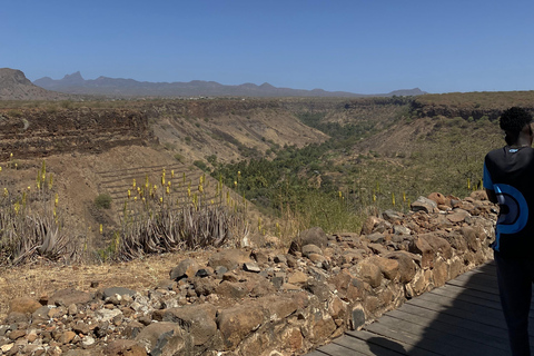 Recorre la Ciudad Vieja/Descubre la CIUDAD VIEJA