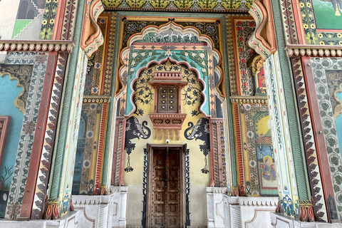 Jaipur: Private Full or Half-Day Sightseeing Tour by Car Full Day Tour with Guide Only - (Without Car & Driver)