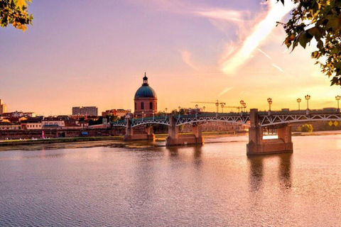 Toulouse : Must-see Walking Tour 2 Hours Group walking tour