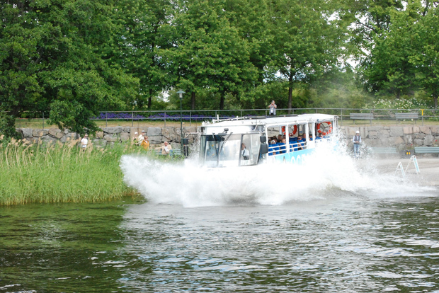 Stockholm: Land and Water Tour by Amphibious Bus