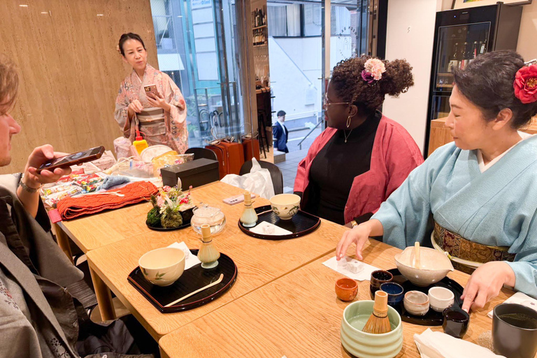 东京：日本发饰与胸针工作坊东京：日本发饰与胸针制作工坊