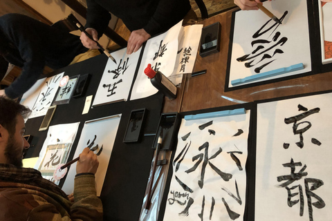 Kyoto: Japanese Calligraphy Workshop1 - Hour Calligraphy Workshop