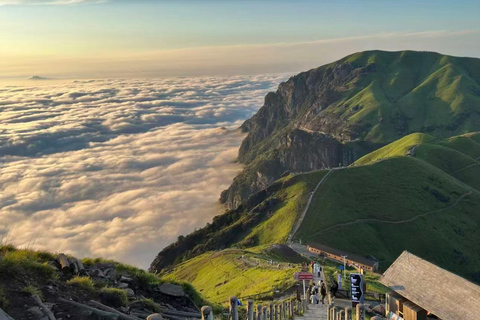 Wugong Mountain Meadow & Cloud Sea Tips Entry Ticket