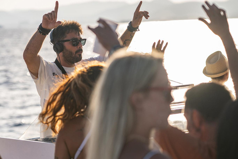 Ibiza: Sunset Boat Party at Ibiza Boat Club with Open Bar Aftersun Ibiza Sunset Boat Party: Early Bird Phase 1
