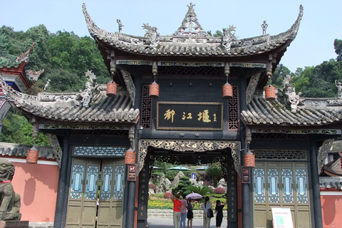 Dujiangyan Irrigation System & Mount Qingcheng Private Tour Dujiangyan and Mount Qingcheng Private tour (Self Guided)