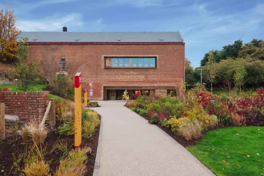 Von Edinburgh: Glenkinchie Distillery Tour & Whiskyverkostung. Foto: GetYourGuide