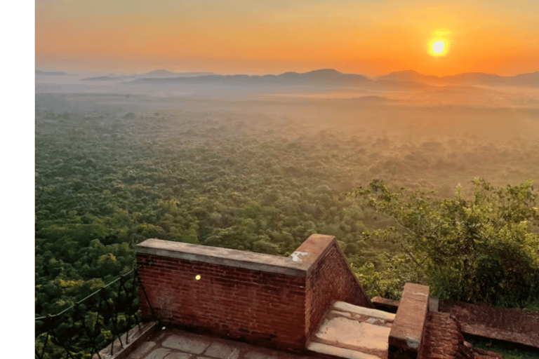 Sigiriya: Sunrise or Sunset Rock Fortress Guided Tour Stranded Package