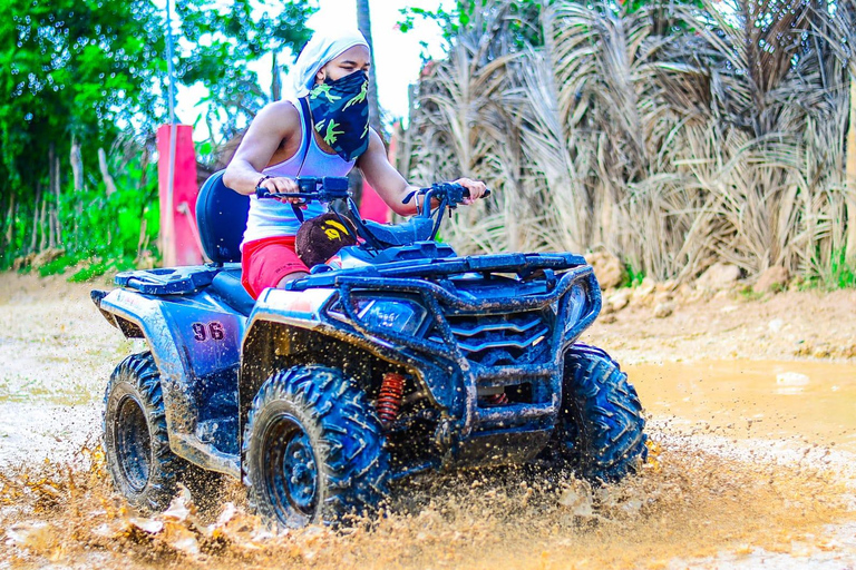 Avventura in buggy sulla spiaggia di Punta cana Macao