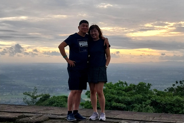 Yogyakarta: Ijo Sunset & Prambanan Cultural Experience SHARING Sunset Tour