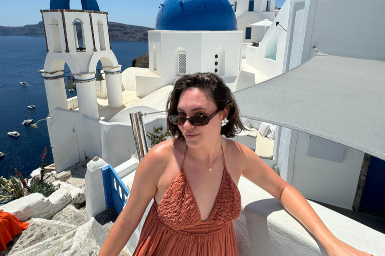 Experiencia privada en Santorini con un conductor-guía localTour privado de 4 horas por Santorini con tu conductor-guía