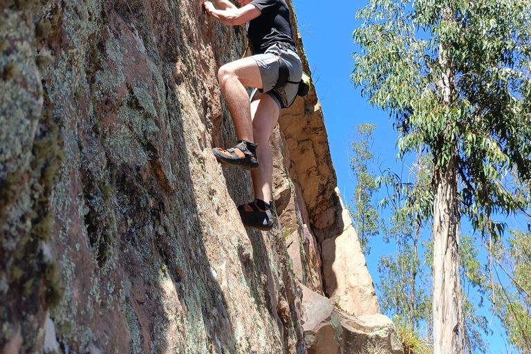 Sucre Rock Climbing Tour