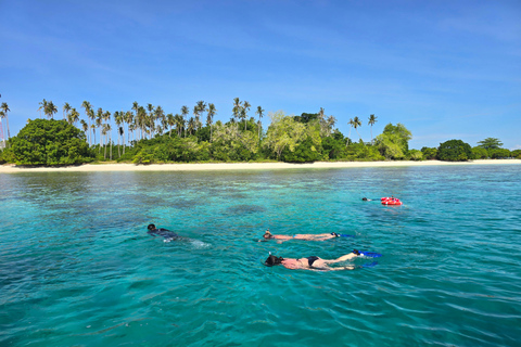 Semporna: Marine Park 3 Island Hike, Snorkel/Dive & lunch Semporna: Tun Sakaran Marine Park SCUBA DIVING