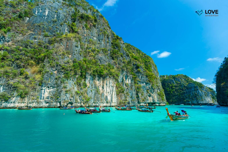 Phi Phi Island Overnight Package 2days,1night and activities