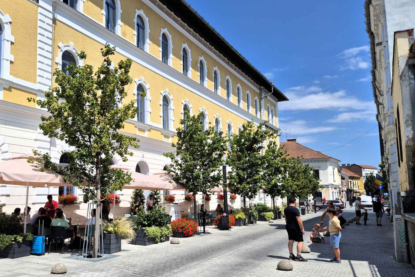 Cluj Insight: Walking tour with a travel writer & historian