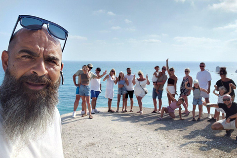 帕福斯半日游（免费品酒）- 最多7人 - 全程空调帕福斯半日游（免费品酒，最多 7 人，全程空调）