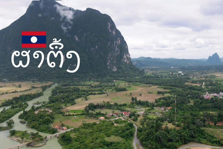 Vang Vieng: Paseo de Aventura de 1 Día con Caminata, Kayak y Comida