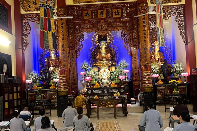 Túneis Cu Chi e Templo Cao Dai