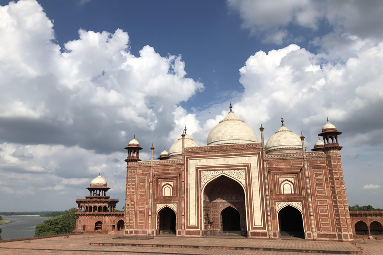 From Delhi: Agra Day Trip with Taj Mahal and Agra FortAC Car and Tour Guide Service Only