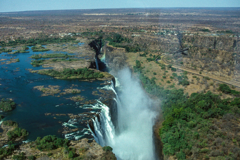 Cascate Vittoria e Safari Esperienza di un giorno intero