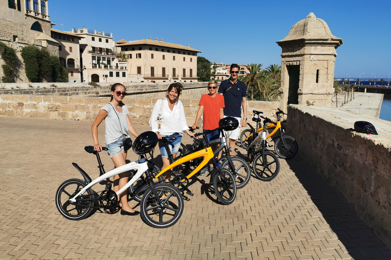 3 uur historische E-biketocht in Palma de Mallorca3 uur E-biketour in Palma de Mallorca