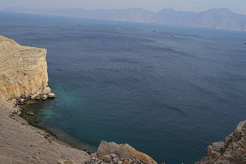 Dubai To Khasab Dhow Cruise with Snorkeling and Lunch