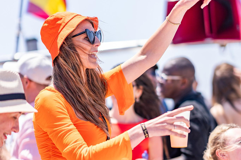 Ibiza: Half Day Pass at Ibiza Boat Club with Brunch & Drinks Bottomless Brunch Boat Party: General Admission