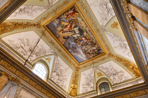 Geführte Tour durch den Königspalast von Caserta: Entdecke den Königspalast und die GärtenEnglischsprachige Tour mit Zug ab Neapel inklusive