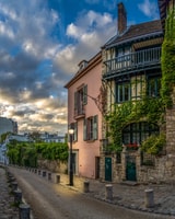 Paris, Montmartre Highlights Walking Tour with a Local Guide - Housity