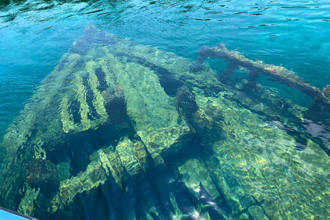 Toronto: Tobermory Day Trip from Toronto with Boat Cruise