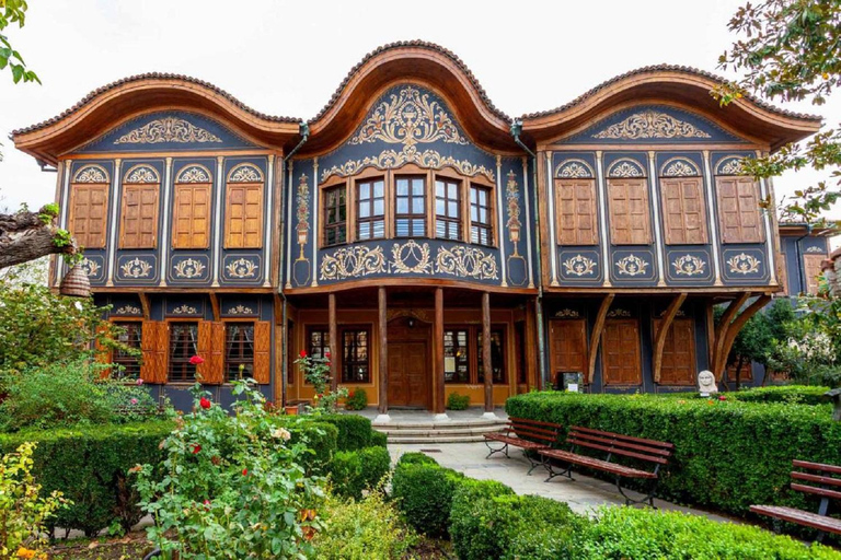 Plovdiv: Guided Walking Tour with Pickup