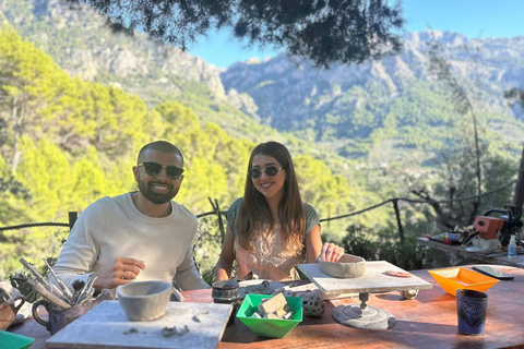 Tramuntana Mountains: Ceramic Workshop in Traditional Finca