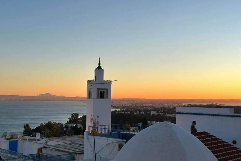 Z Hammamet: Sidi Bousaid o zachodzie słońca