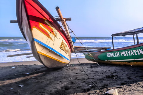 Yogyakarta: Private Car Rental With Driver Yogyakarta: Private Car Rental With Driver 6 hours