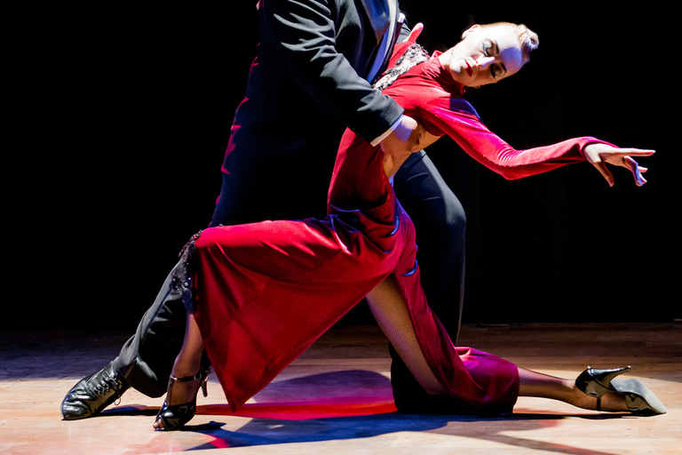 Tango Show at El Querandi with optional DinnerEl Querandi: VIP Dinner Show