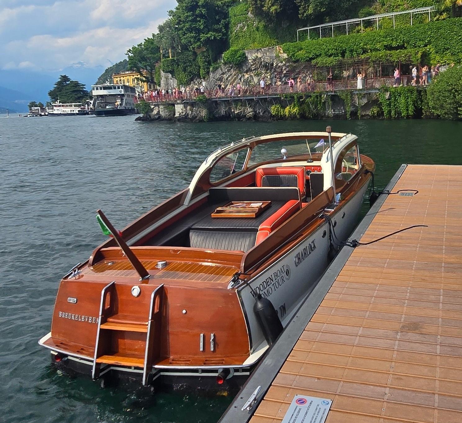 Como: 1-stündige Tour mit einem Holzboot für mehrere Personen