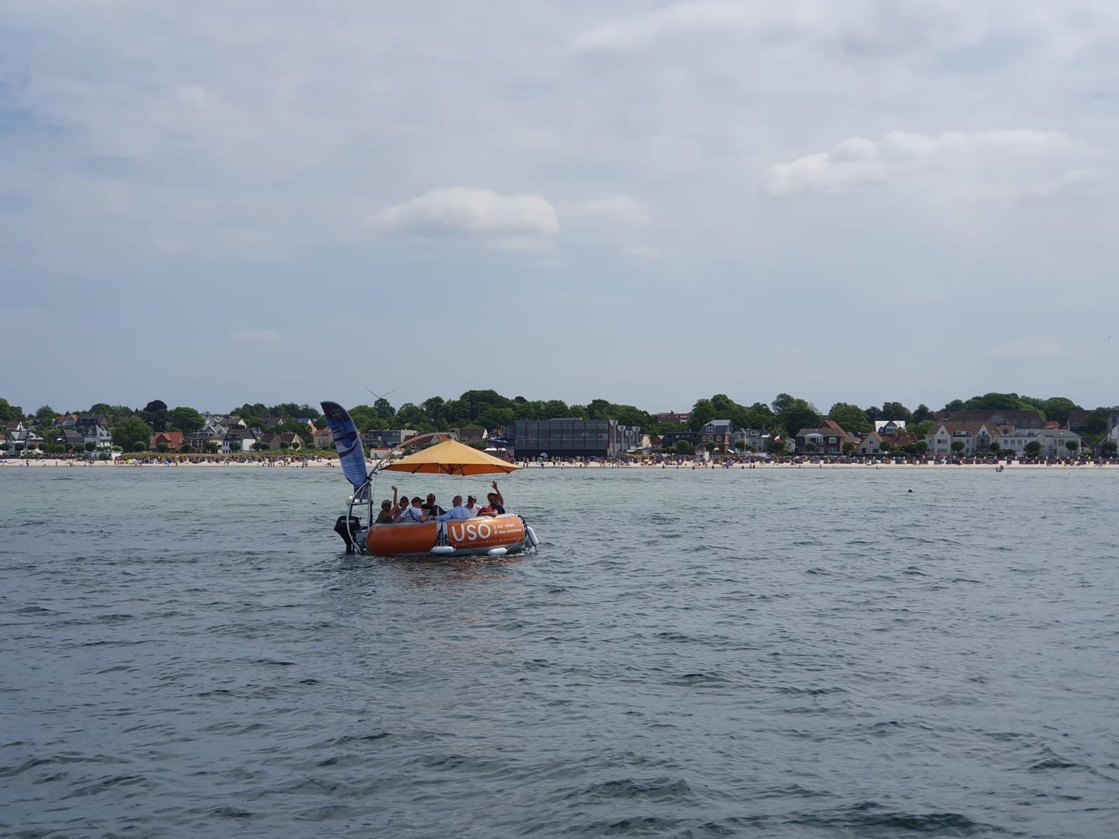 Laboe: Fischbrötchentour, Spaß im Kreis für 1 - 9 Personen