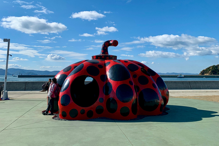 Naoshima Island Cycling Adventure: Private Local Tour